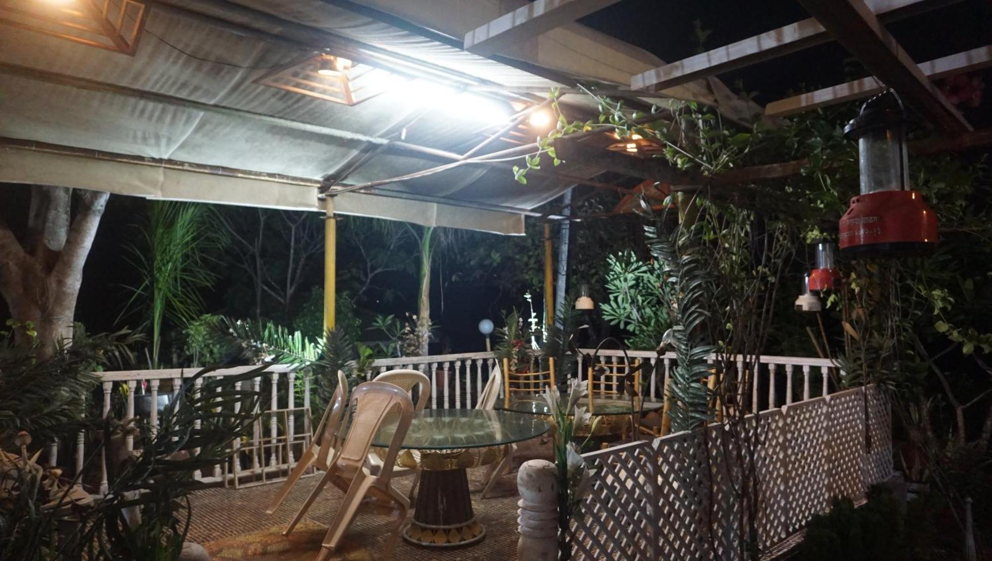 Sona Villa, The Lake Chalet Kudal エクステリア 写真
