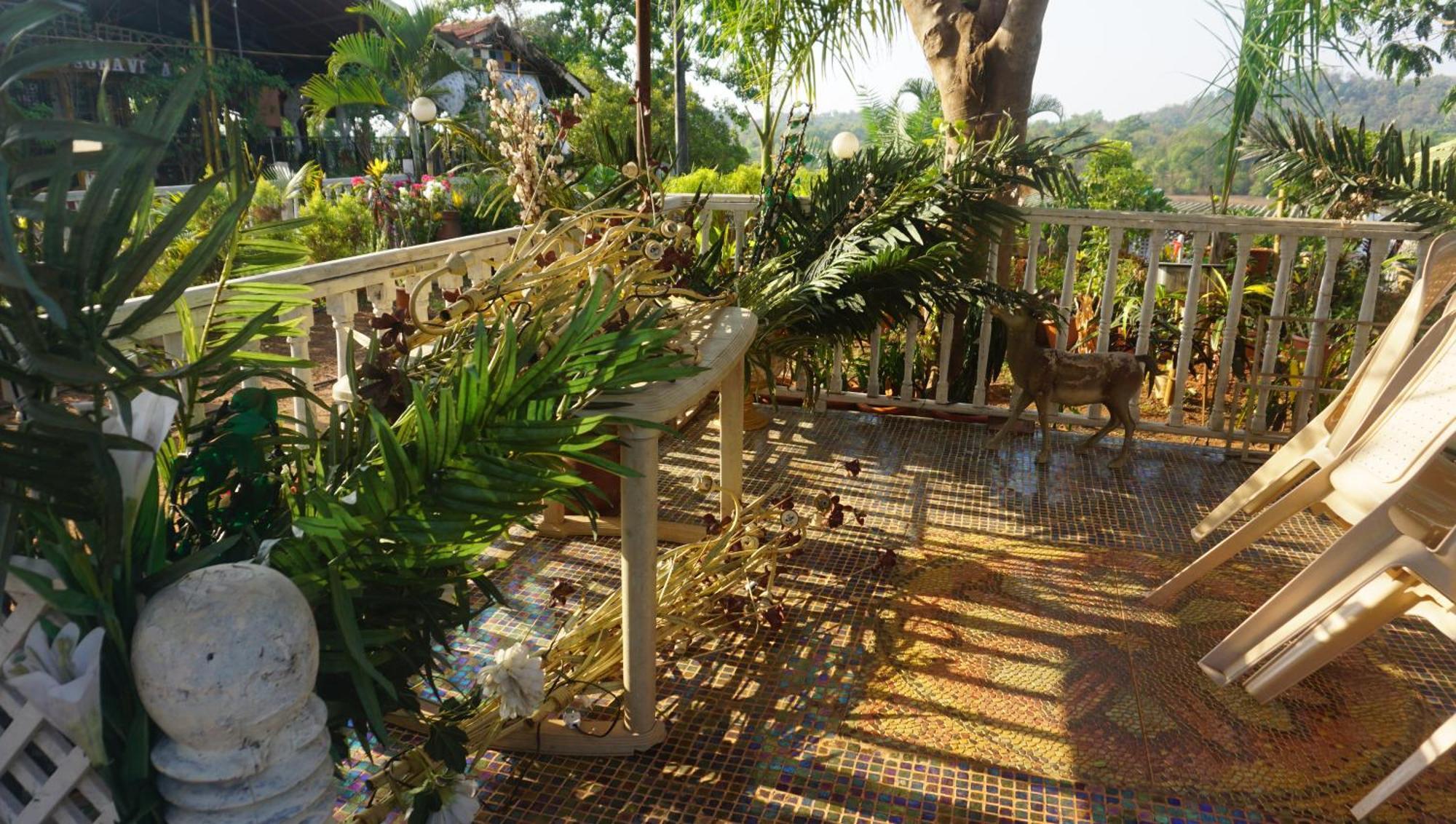 Sona Villa, The Lake Chalet Kudal エクステリア 写真