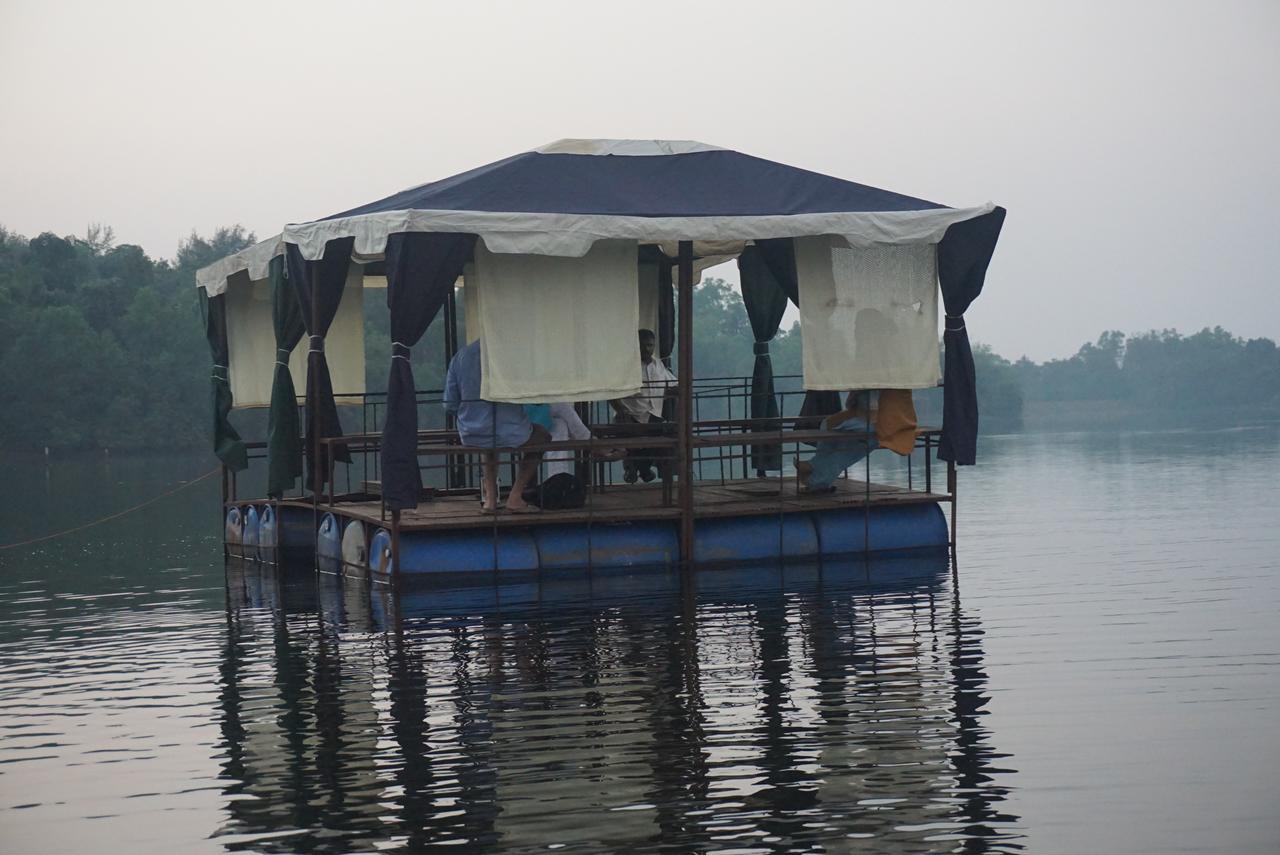 Sona Villa, The Lake Chalet Kudal エクステリア 写真